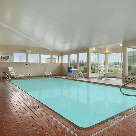 Quality Inn نورث بي المظهر الخارجي الصورة